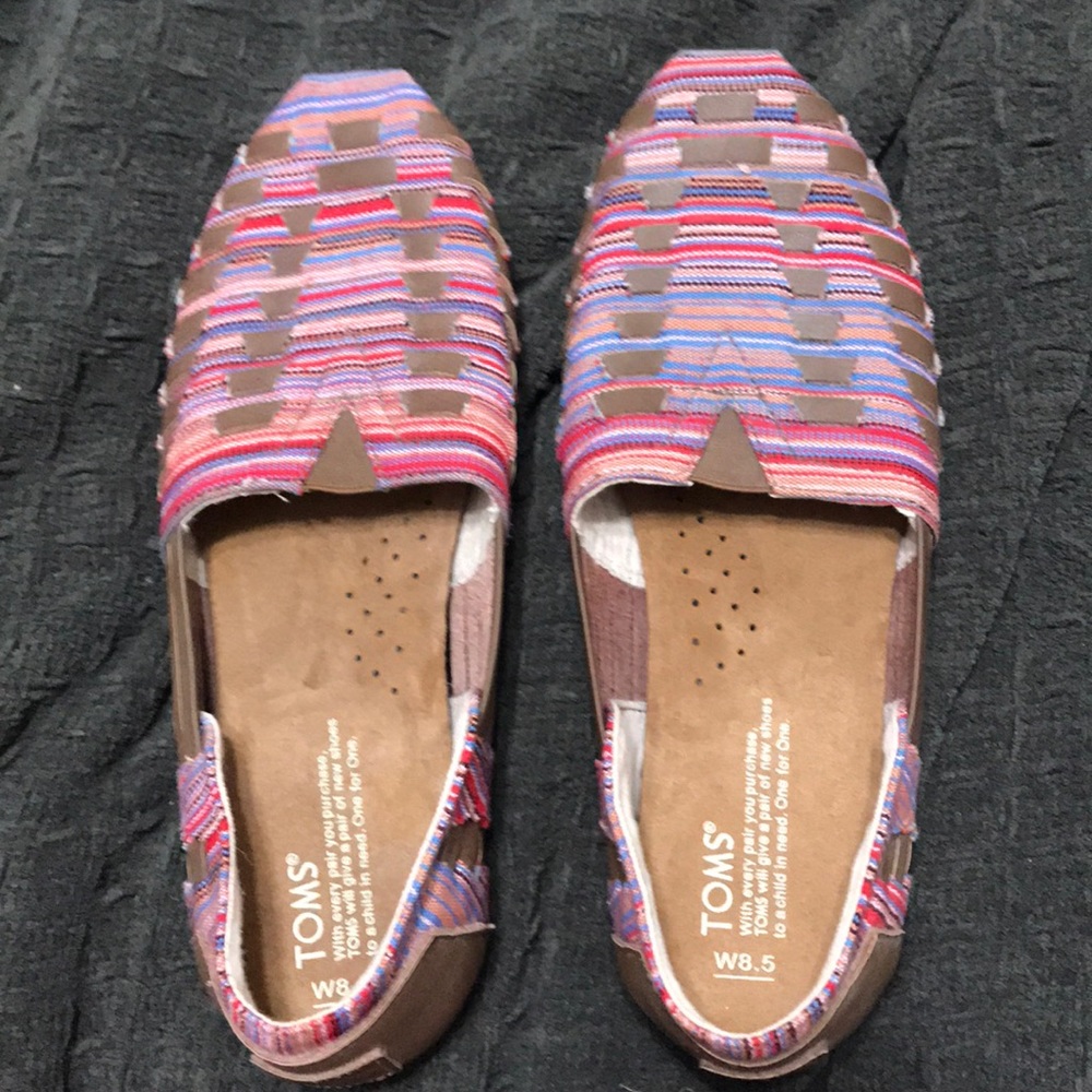 Toms sandals